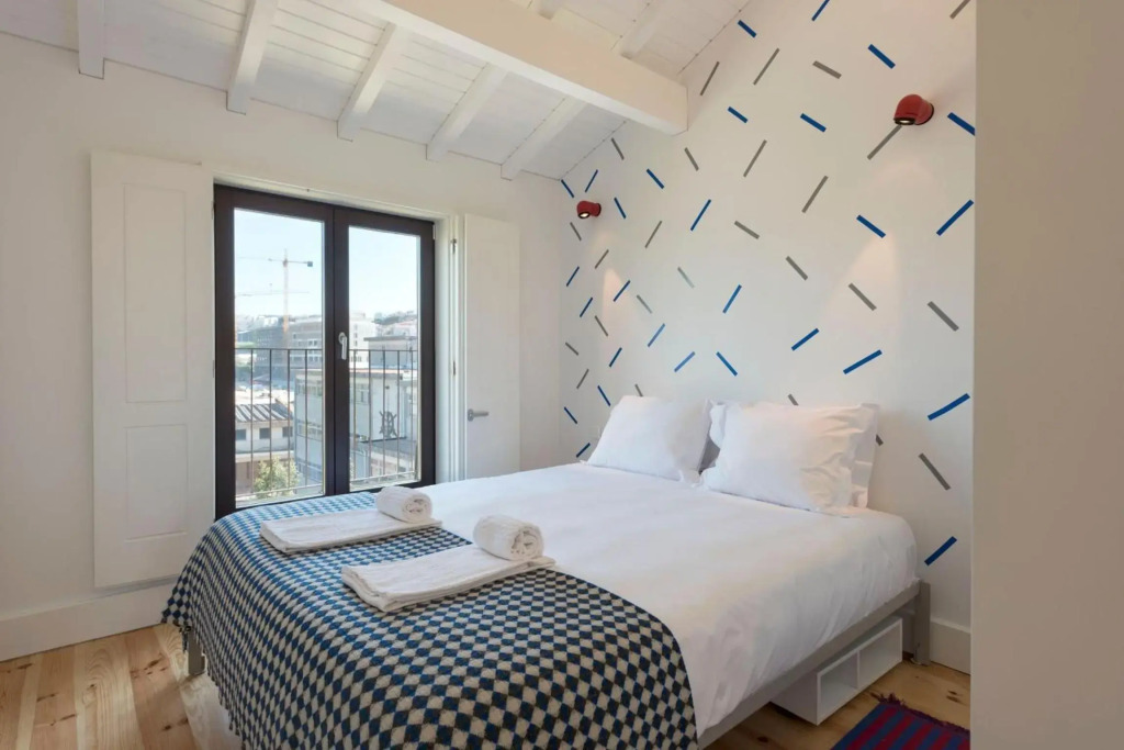Boavista Penthouse w/ 2 Balconies & AC by LovelyStay