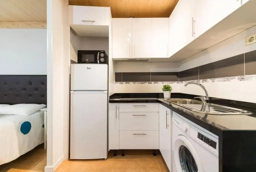 White Apartment Kasa