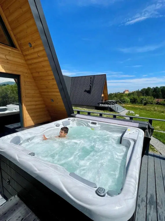 Vino Chalets Bran