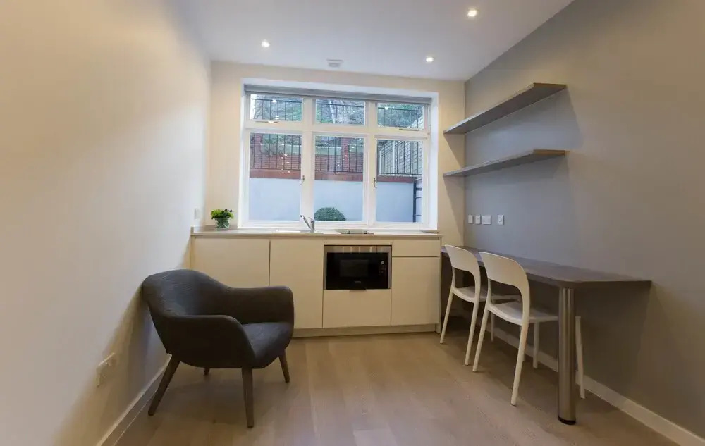 North West 6 Apartments