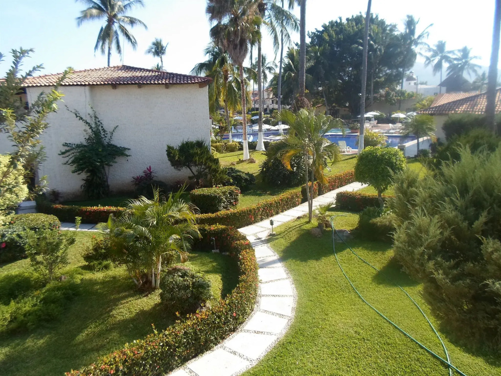 Cabo Blanco Hotel and Marina