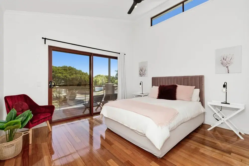 Coastal Soul - Pet Friendly, Family Entertainer with Pool