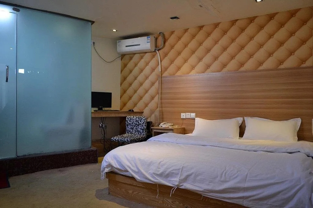 Youth Star Express Hotel