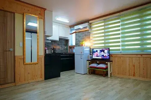 Jeonju Damso Byeolgwan Pension