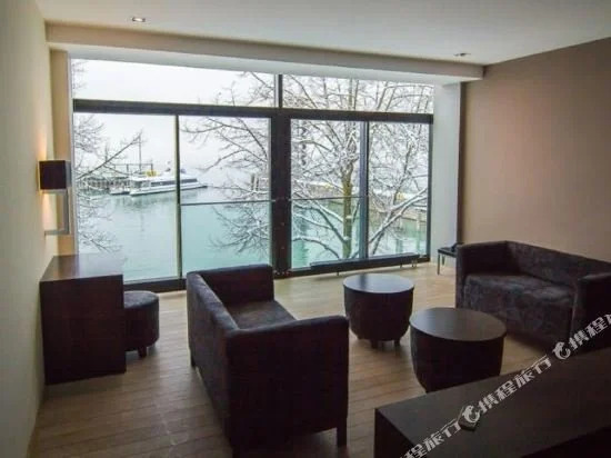 aika seaside living hotel