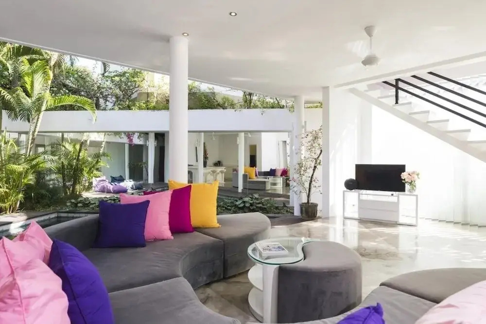 Villa La Sirena 2 Minutes From Beach 3 Bedroom Villa by RedAwning