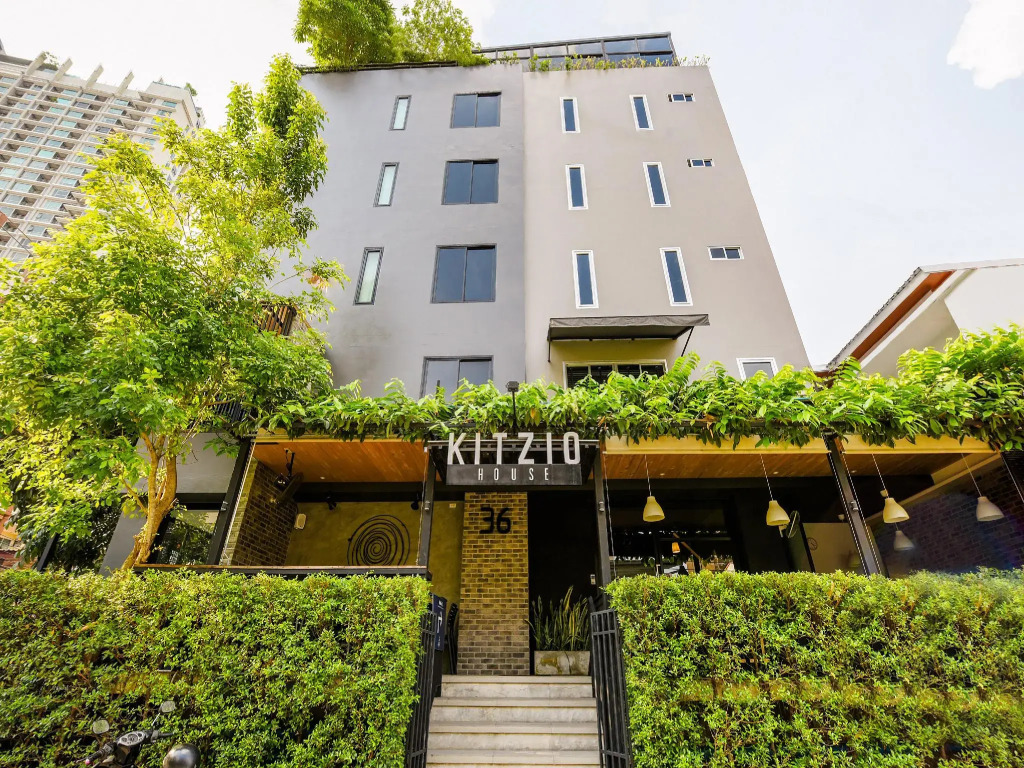 Kitzio House Hotel