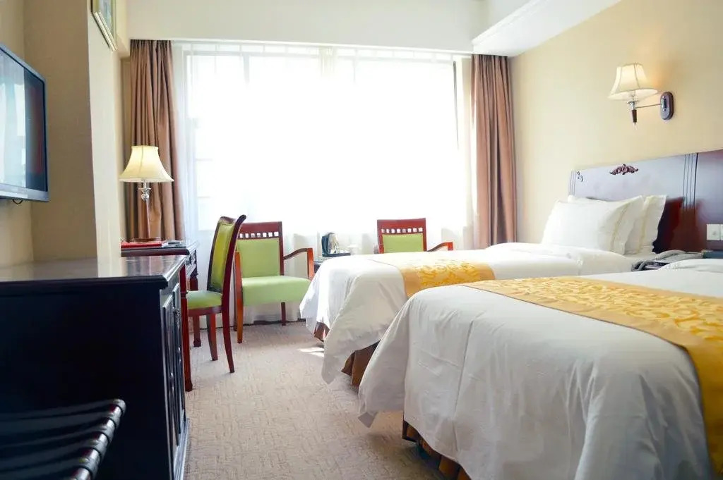 Vienna Hotel Meizhou railway station