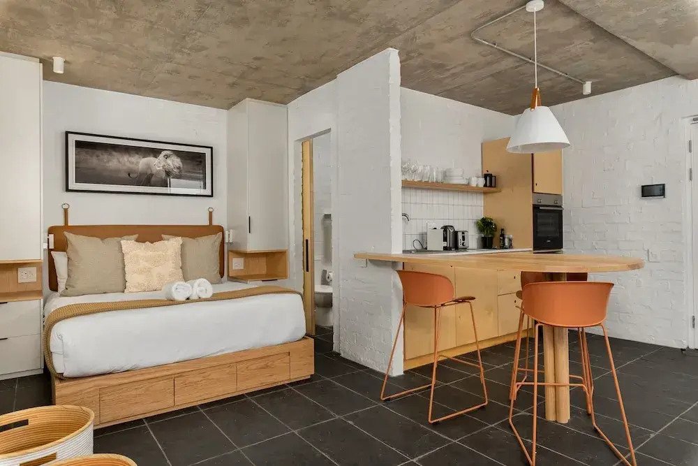 Westwind Light & Bright Luxury Apartment