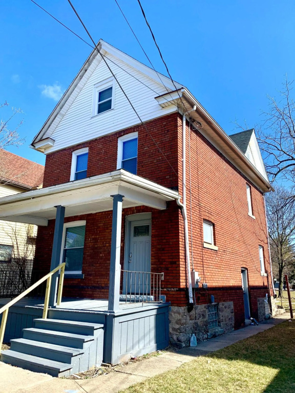 Cozy 3BR 1BA Short drive to Niagara Falls
