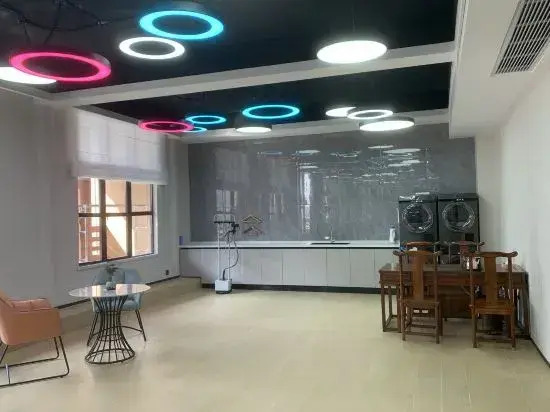 Golden Diamond International Hotel