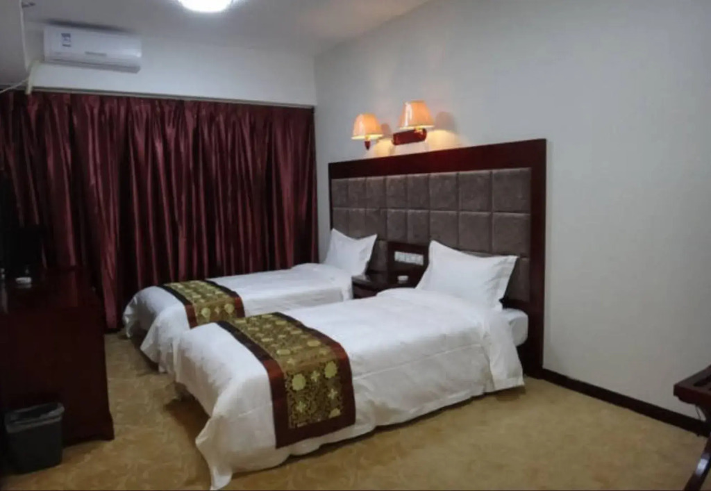 Xi'an Jialong Hotel