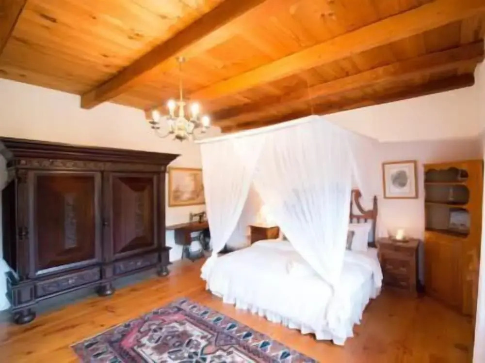 Classic Lodge - Cape Dutch Quarters