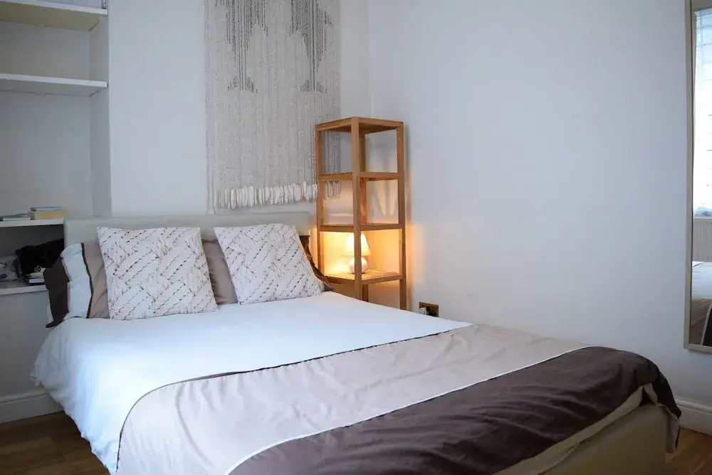 Central 2 Bedroom Pimlico Flat