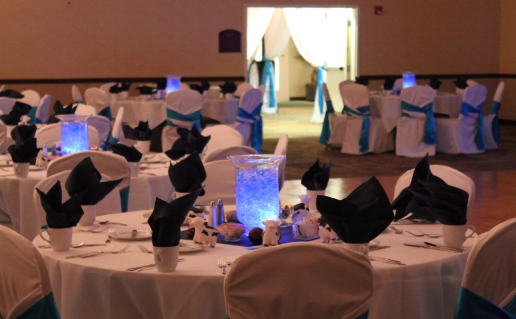 Holiday Inn & Conference Center Marshfield by IHG