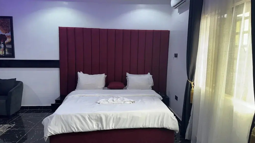 Next Level Hotel & Suites