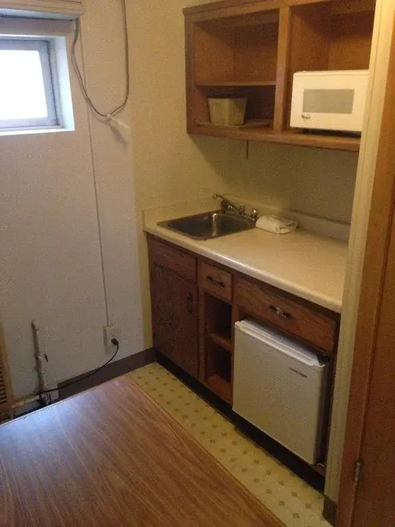 Ray Mar Motel