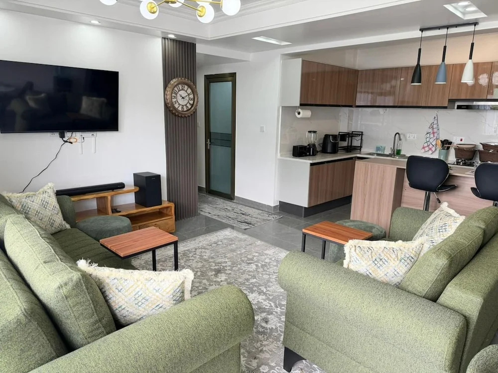 Charming 2-bedroom Apartment in Riverside Drive, Nairobi