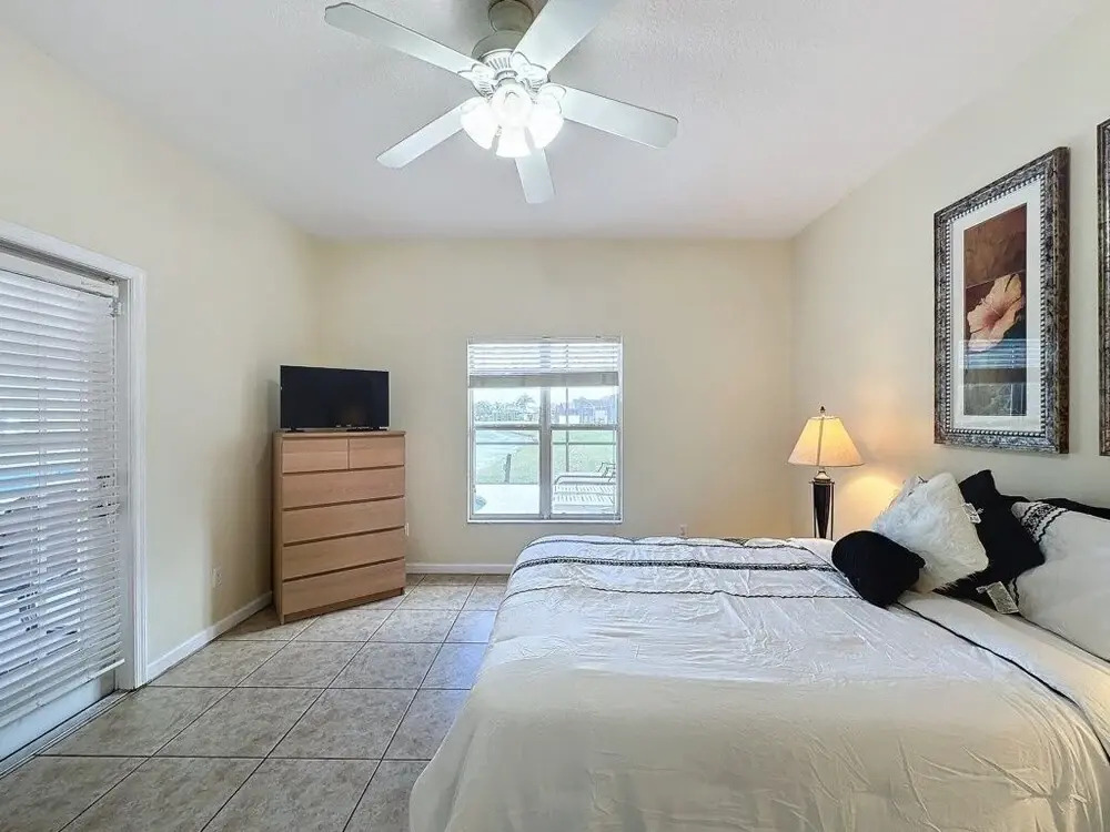 Walk To Silver Spurs Rodeo And Heritage Park 4 Bedroom Home
