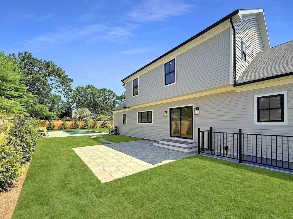 Summit Vista by Rove 4BR Home W/patio & Pool
