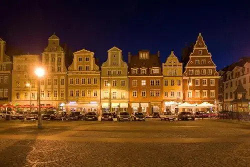 LeoApart Solny Square ApartHotel