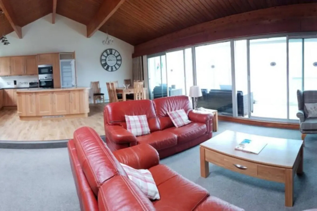 Loch Rannoch Highland Lodge 7