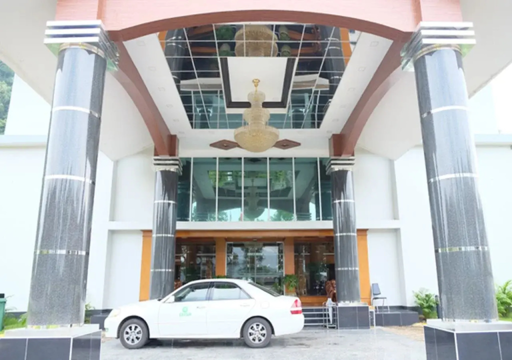 Thiri Hpa An Hotel