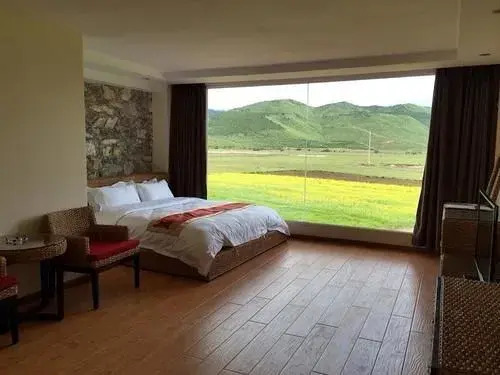 Dream House Inn