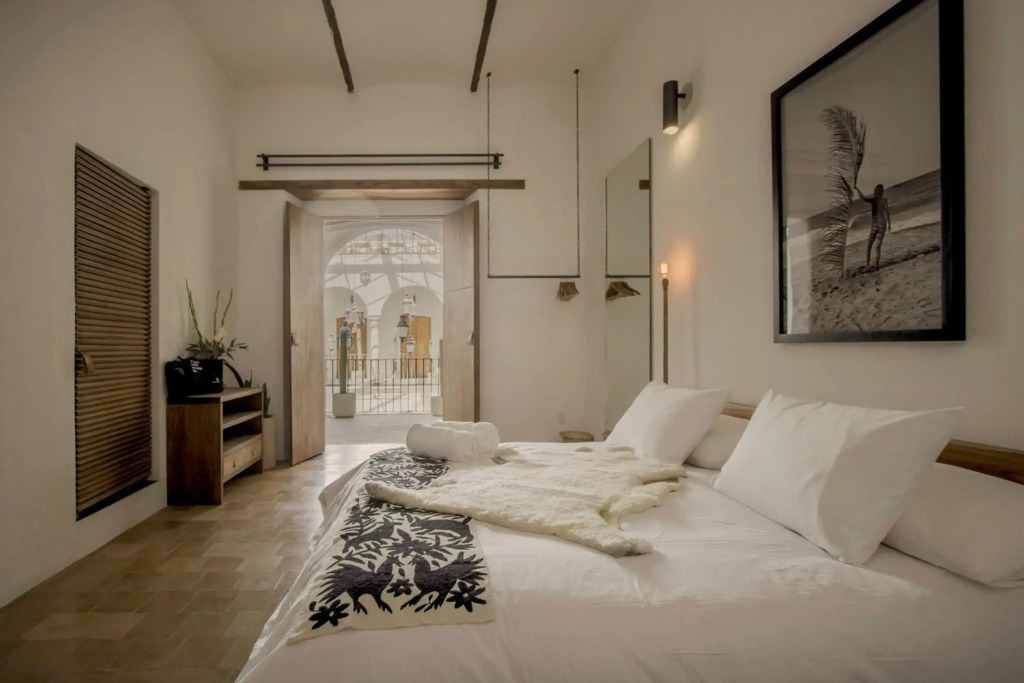 Hotel Sin Nombre