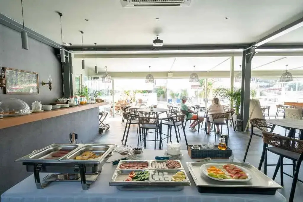 Makris Yialos Apartments