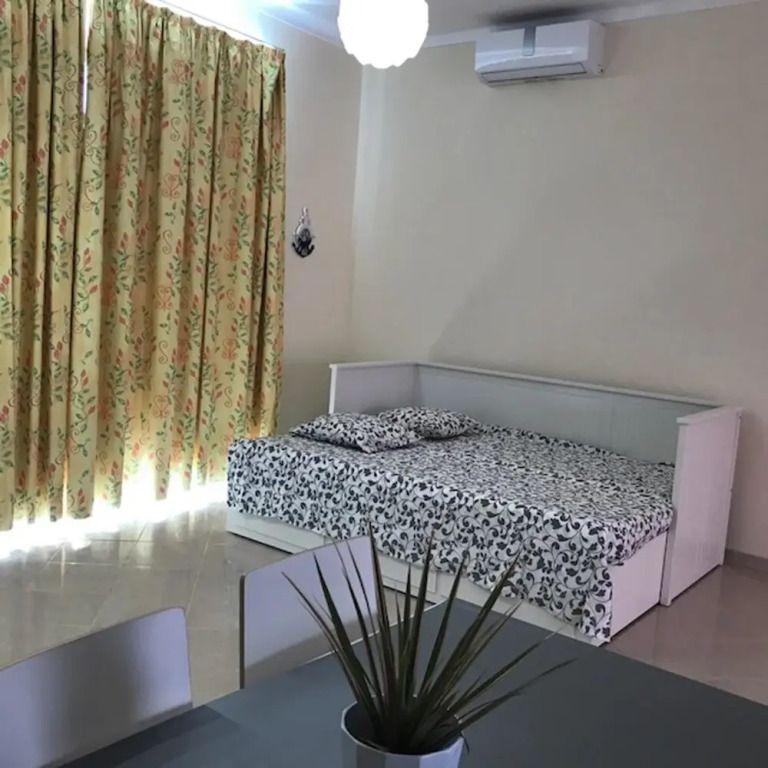 Studio in Portimão, With Wonderful City View, Furnished Balcony and Wi