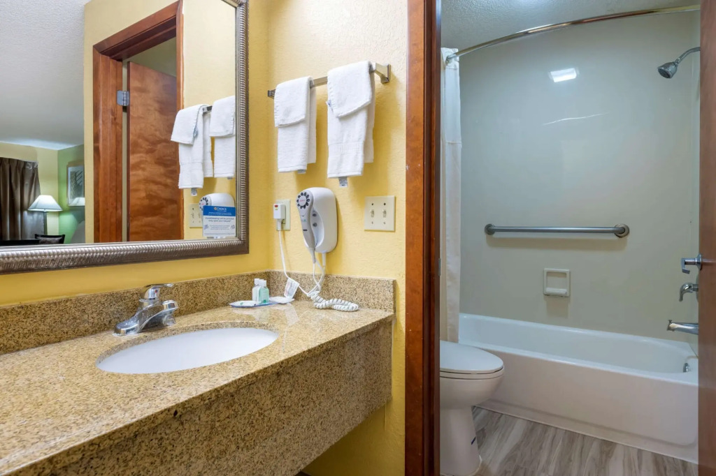 Quality Inn & Suites Mt Dora North