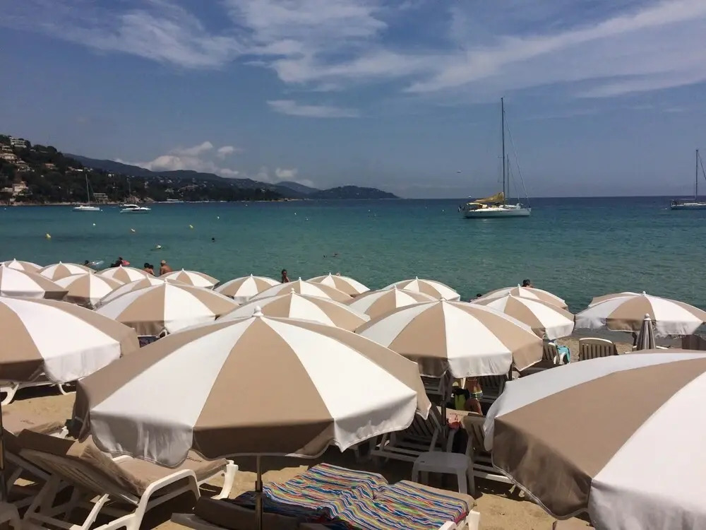 Apartment With one Bedroom in Le Lavandou, With Wonderful Mountain Vie
