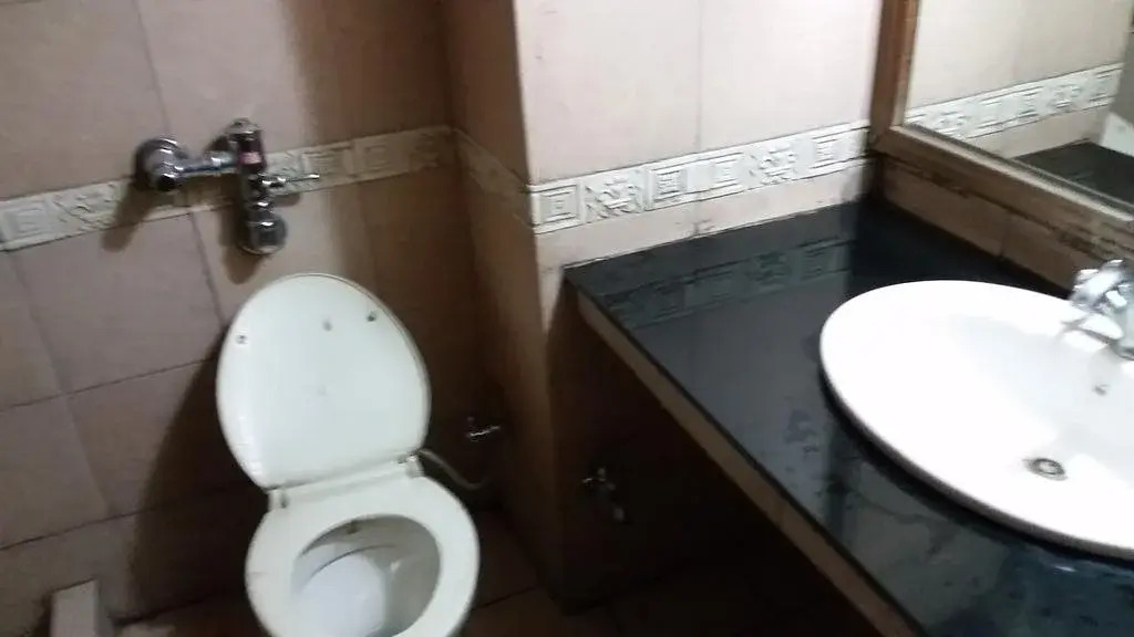 ZO Amar Sector 17 Isbt