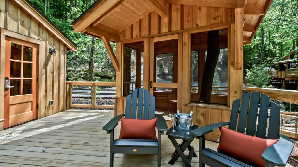 The Poplar in Treehouse Grove at Norton Creek