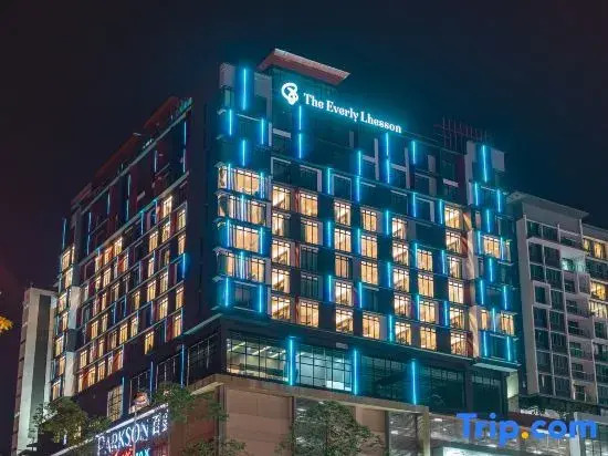 The Everly Lhesson Kuching
