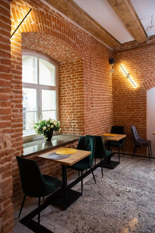 HOTEL TEATR