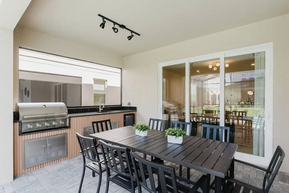 Amazing 7 bd Summerkitchen Gameroom