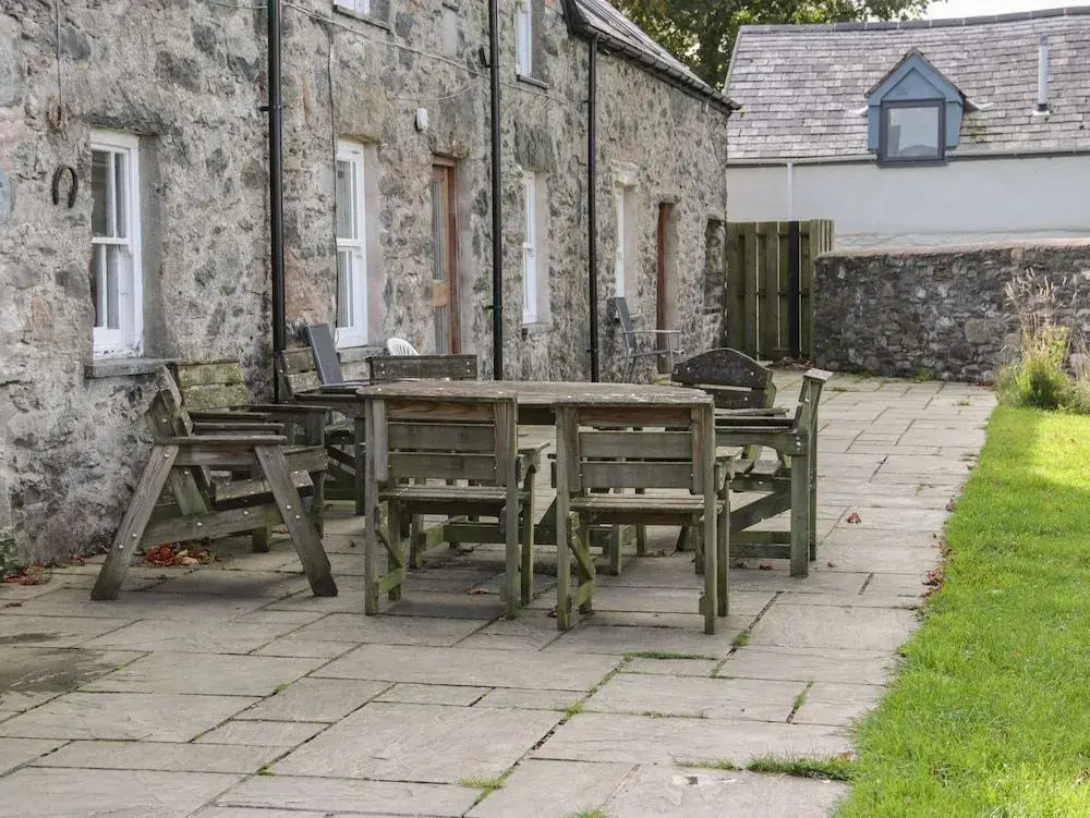 Bryn Dedwydd Farmhouse