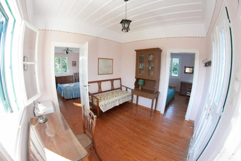 Villa eleni