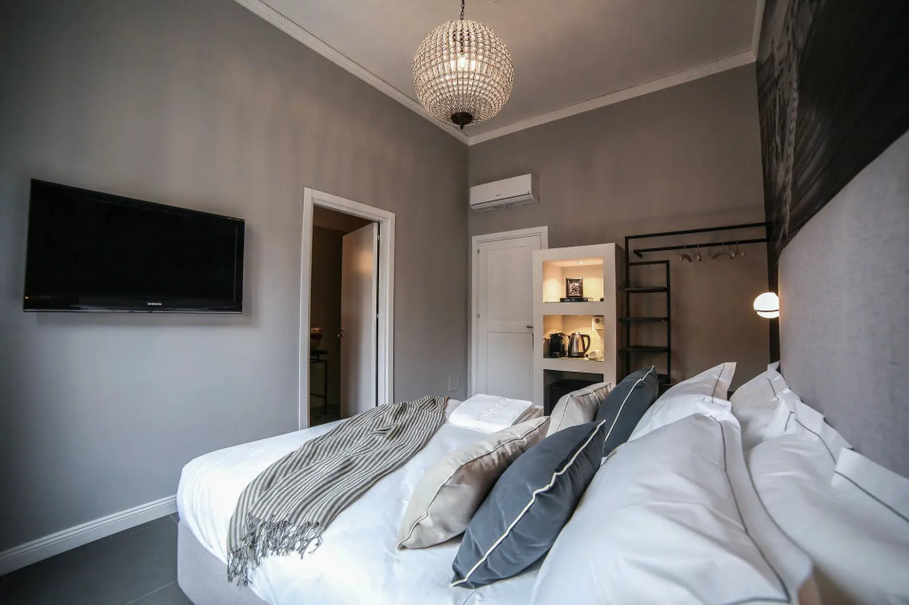 Family Affair Luxury Rooms&Suites