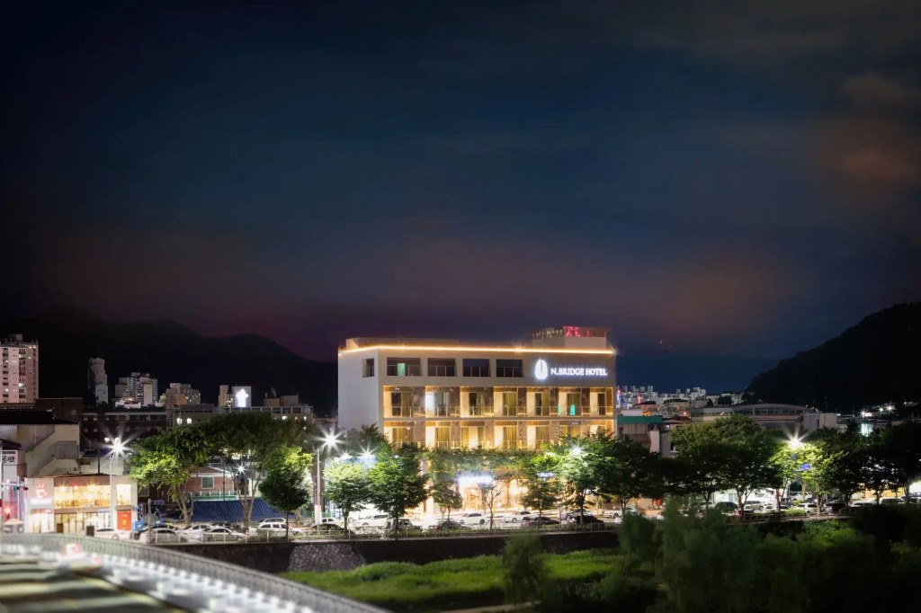 N Bridge Hotel JEON JU