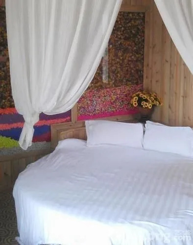 Yangshuo Imperial City Hotel