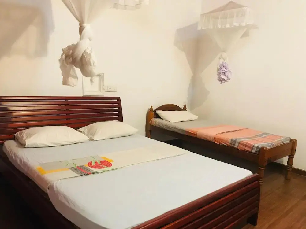 Rupas Hotel