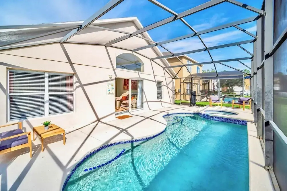 Bright 5BR Home w Pool and Hot Tub - Near Disney