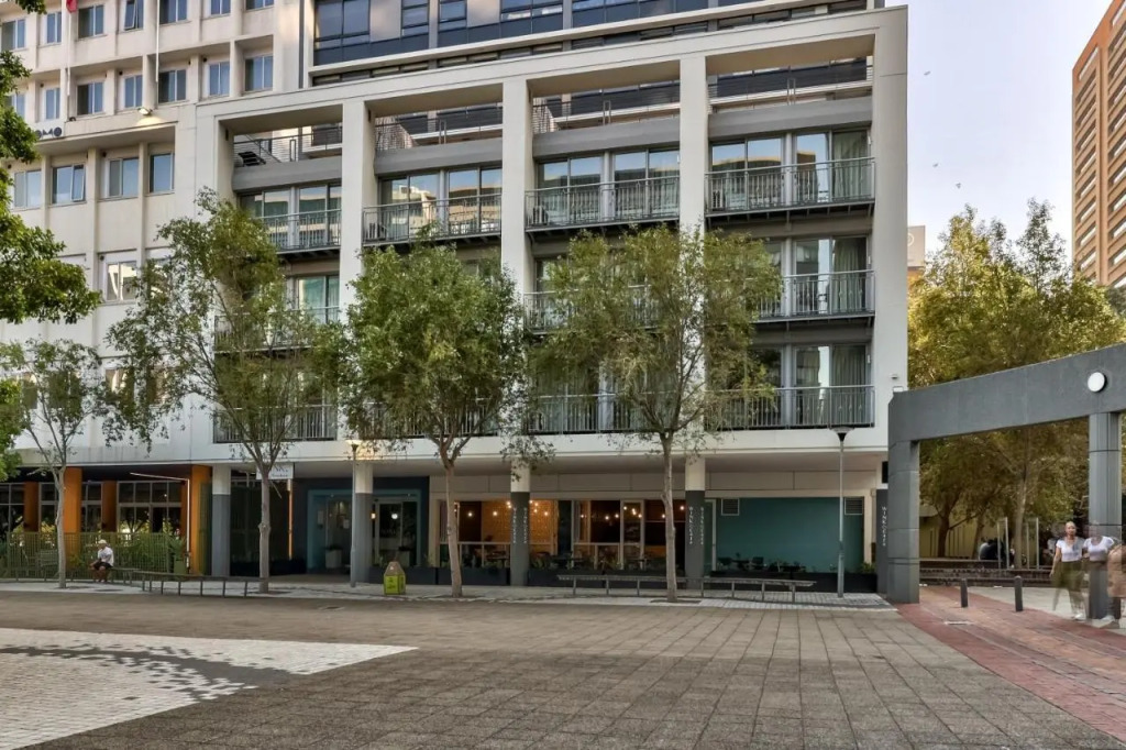 WINK Aparthotel Foreshore