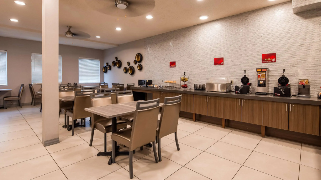 Best Western Plus New Cumberland