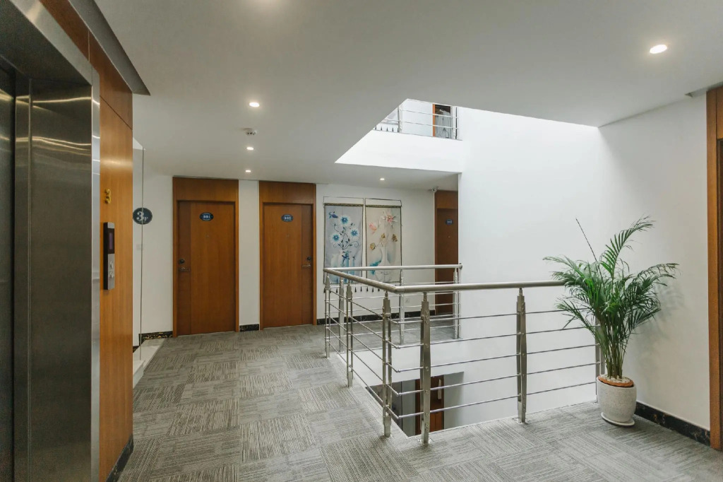 Thapae Twins Hotel