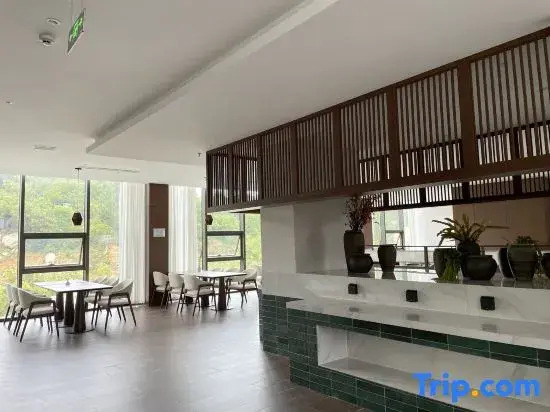 Mengshan Relaxation Resort Hotel