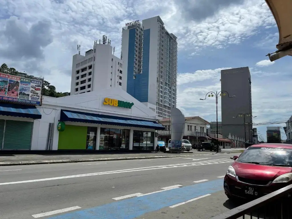 JQ3 at Town! 2 bdrm with Mount Kinabalu View up to 8 pax